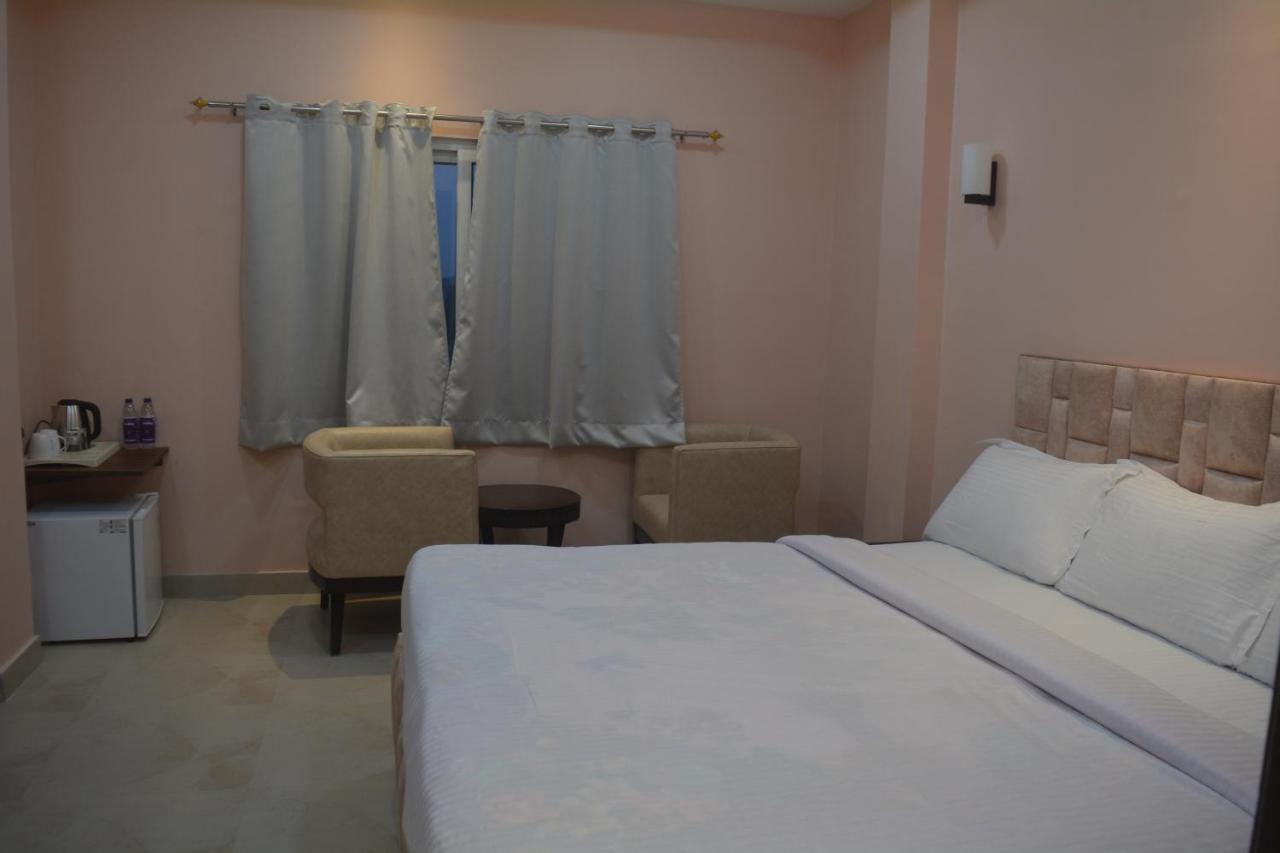 Maharaja Hotel & Banquet Darbhanga エクステリア 写真